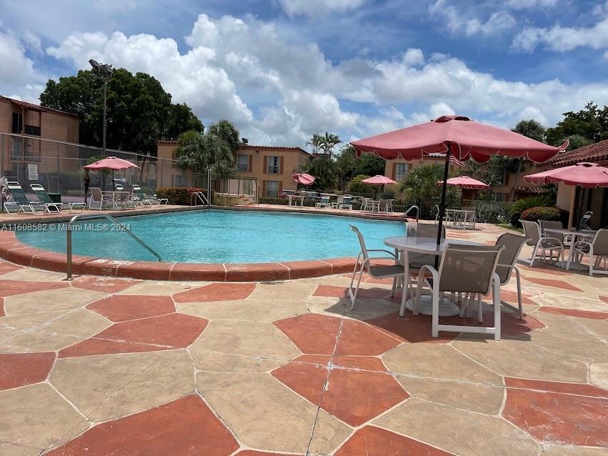 Primary Photo - 7215 Miami Lakes Dr