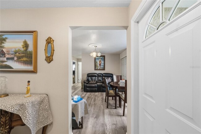 Foto del edificio - 2507 Bluegrass St