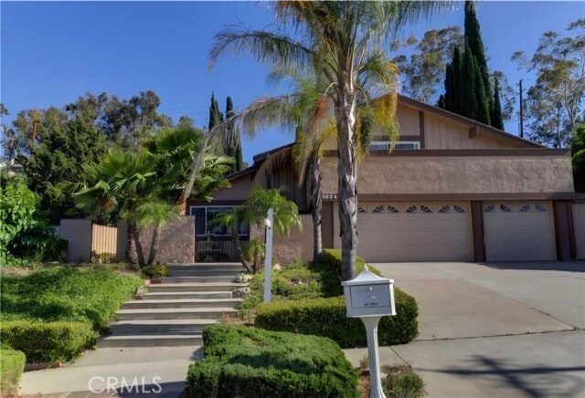 Building Photo - 5824 E Camino Pinzon