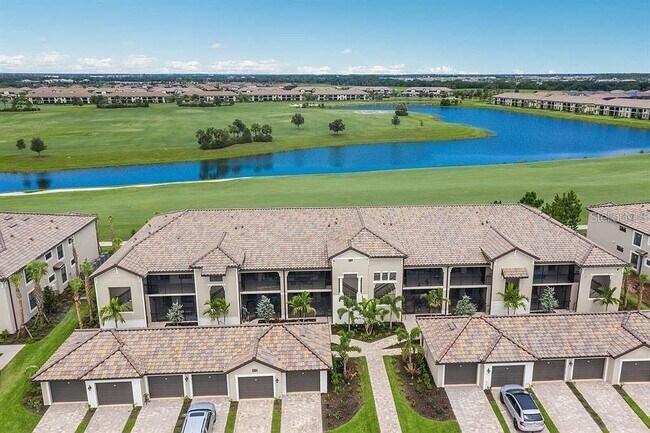 Foto del edificio - 5674 Palmer Cir