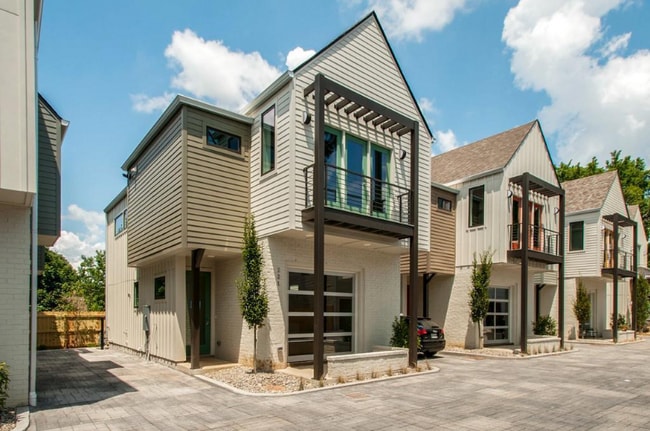 Foto del edificio - 221 Gentry Ave