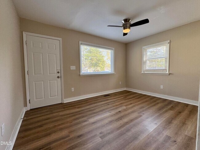 Foto del edificio - 52 Eastwood St