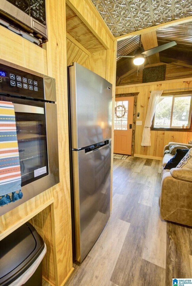 Foto del edificio - AIRBNB RENTAL ONLY - KARAGAN COTTAGE
