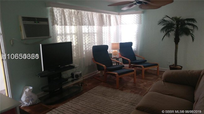 Building Photo - 309 Crocus Terrace