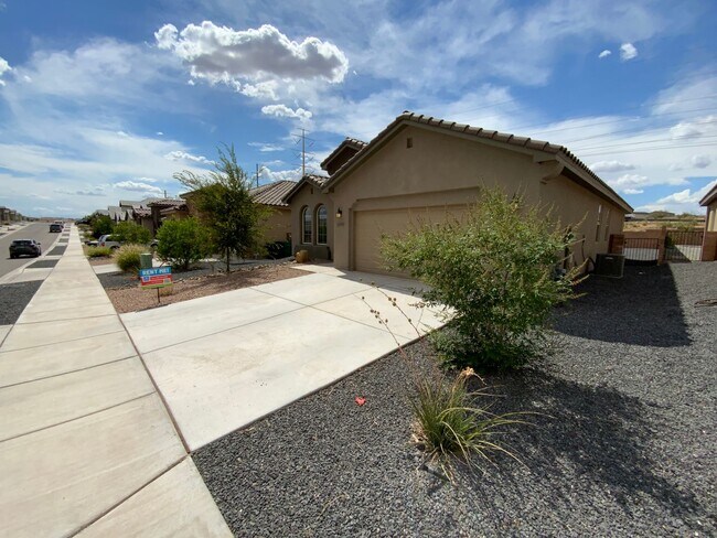 Building Photo - Beautiful New Construction Single Story Ho...