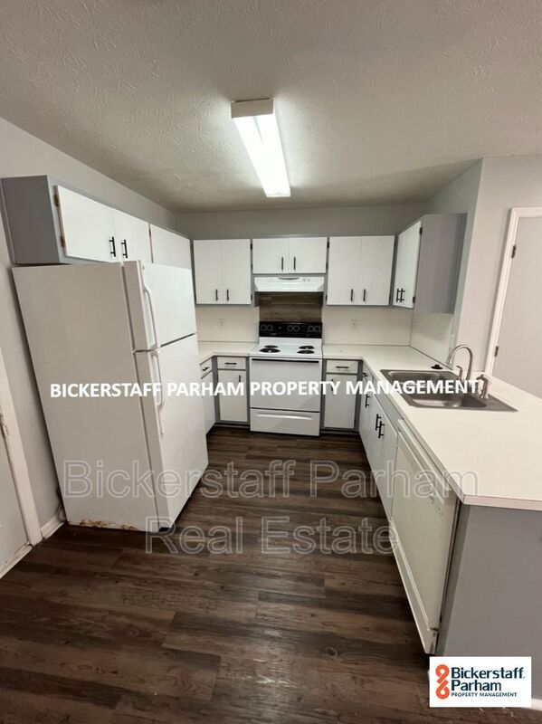 Building Photo - 5247 Crystal Ct