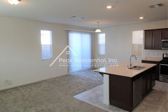 Foto del edificio - 3 br, 2.5 bath House - 8181 Kramer Ranch Way