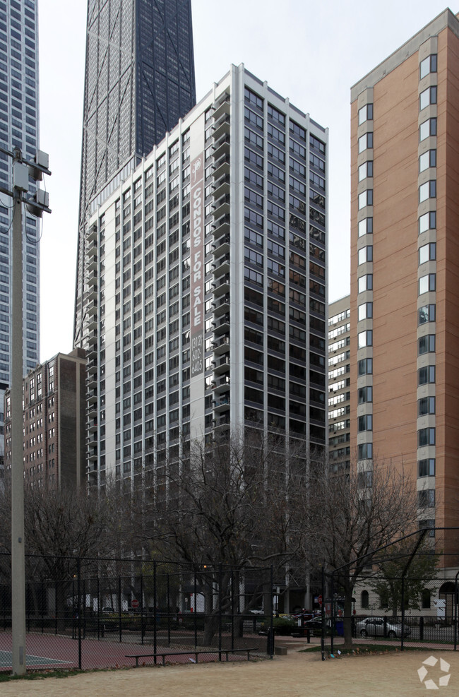 Building Photo - Pearson on the Park Condos
