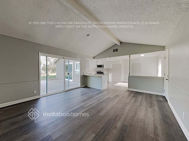 Building Photo - 8705 Los Encantos Cir