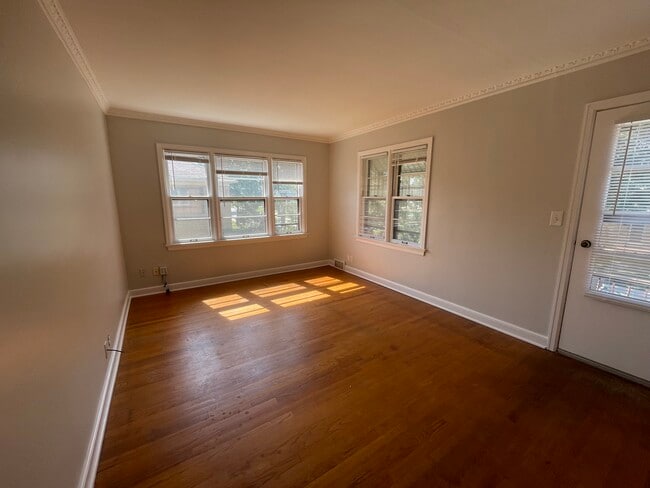 Building Photo - 2020 S 82nd St