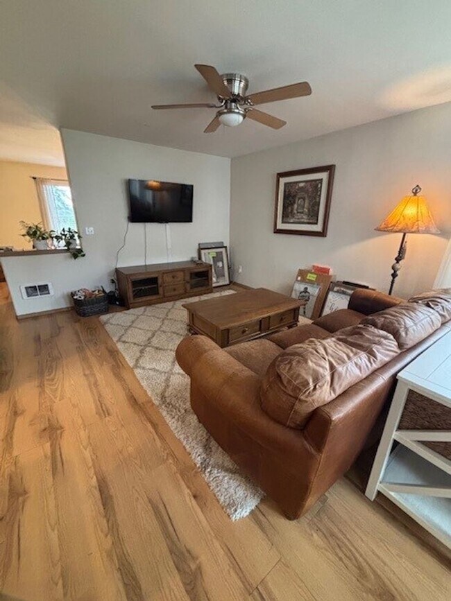 Foto del edificio - Charming 3-bedroom Dupont Home