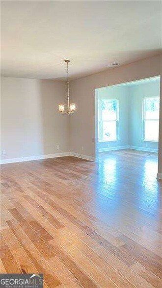 Foto del edificio - 72 Riverclub Rd