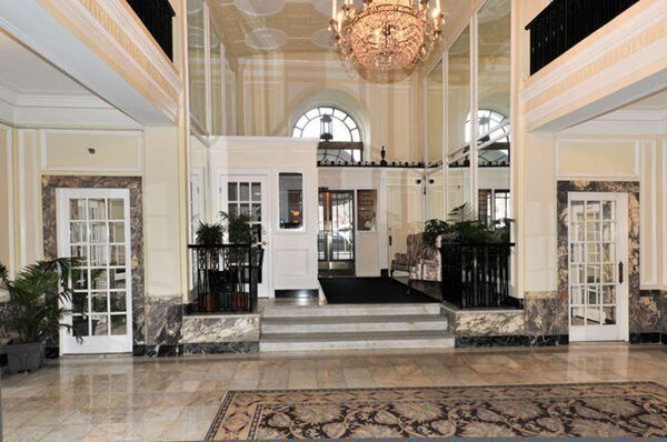 Foto del edificio - 464-466-466 Commonwealth Ave