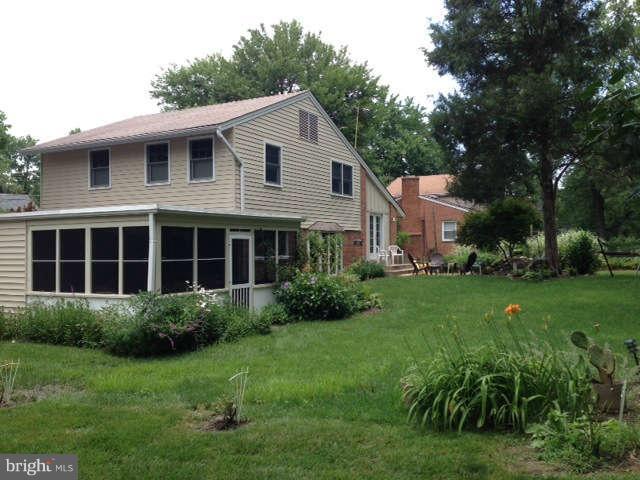 Foto del edificio - 8511 Conover Pl