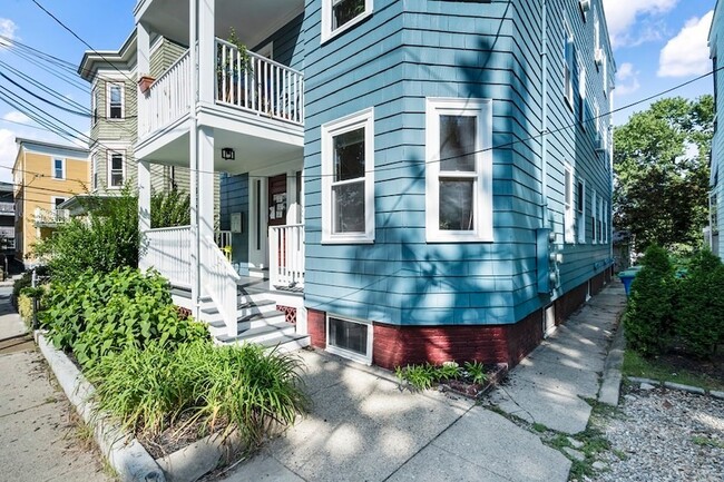 Photo - 31 Harold St Apartment