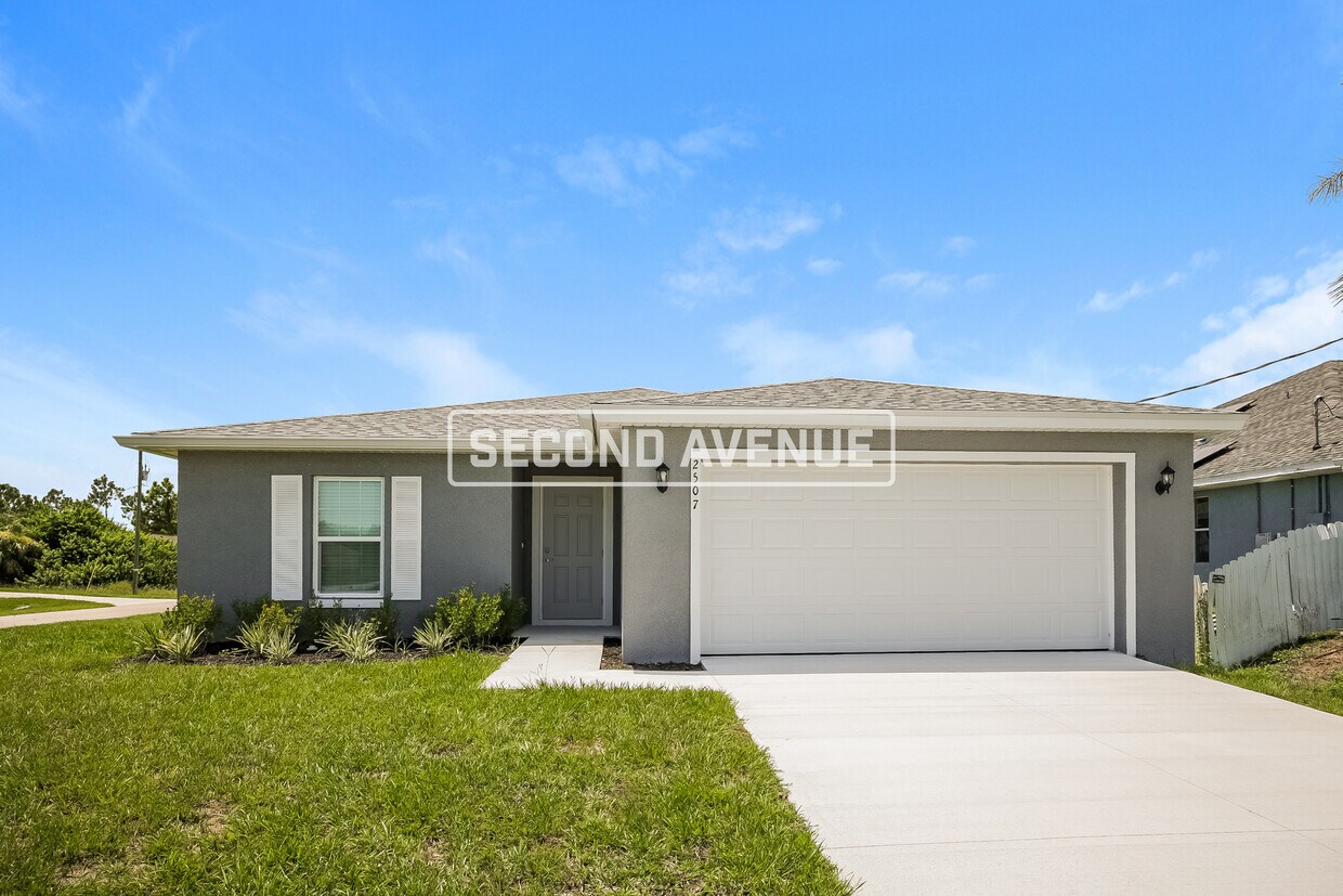 Foto principal - 2507 55th St W