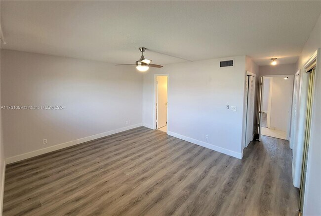 Foto del edificio - 218 NE 12th Ave