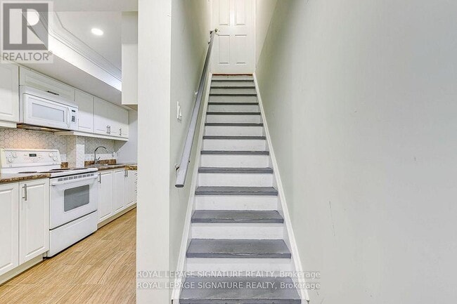 Building Photo - 651 Snider Terrace