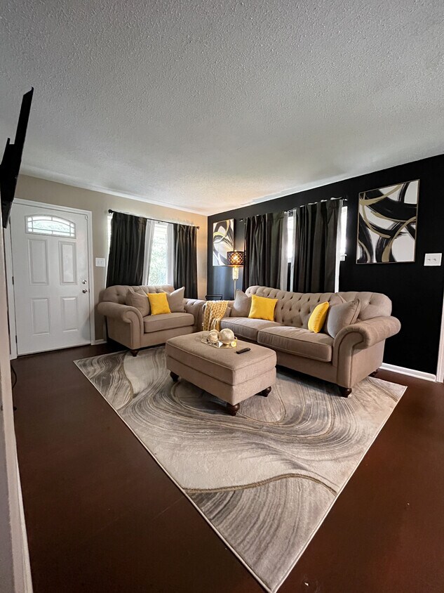 Sala de estar - 39 Rosemont Dr