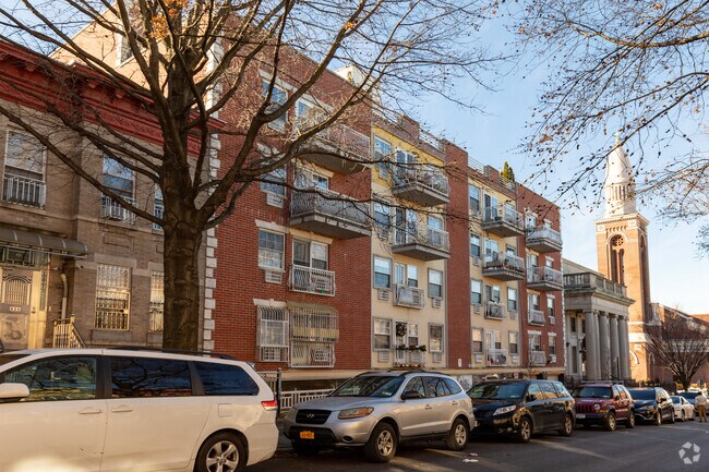 Foto del edificio - 420 42nd St