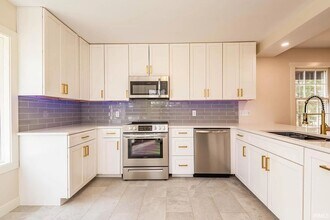 Building Photo - 4480 E Janet Dr