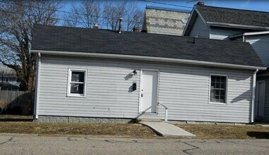 Building Photo - 210 W Union St