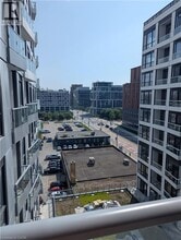 Building Photo - 15 Richardson St