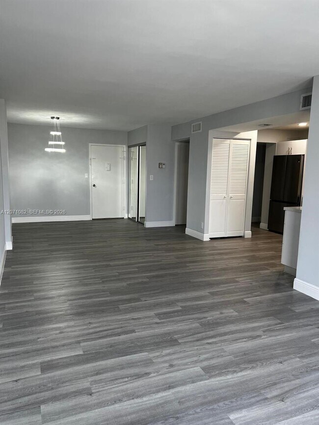 Building Photo - 501 Three Islands Boulevard