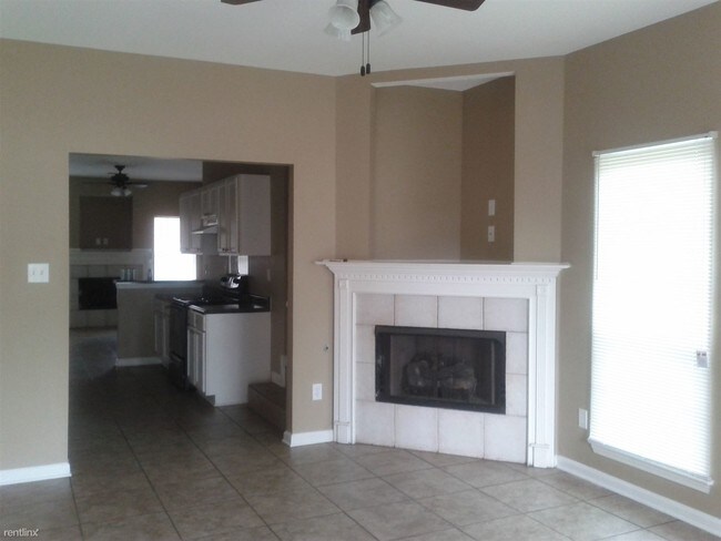 Building Photo - 7775 Wolfden Cir