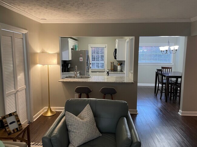 Foto del edificio - 2846 Walton Way