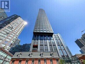 Building Photo - 8-5608 Wellesley St W