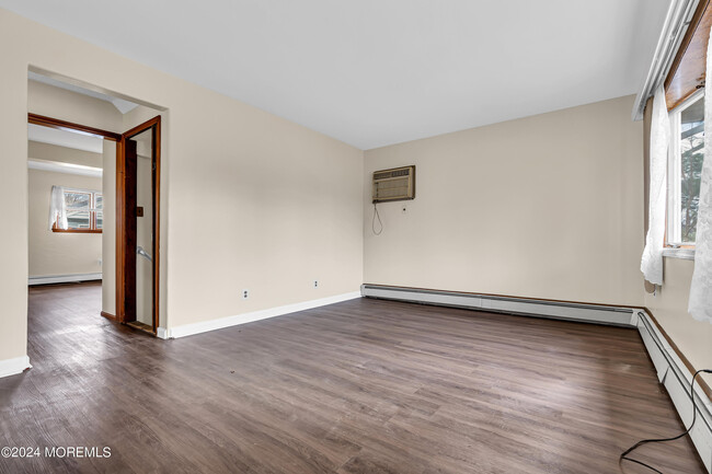Foto del edificio - 9 Meadow Rd