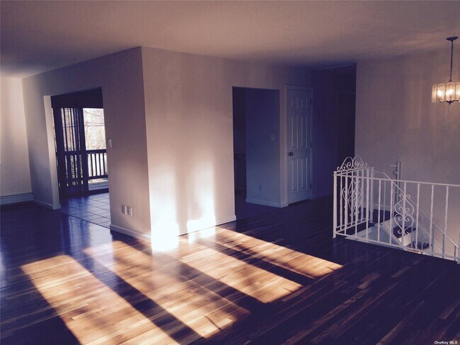 Foto del edificio - 109 Greenway Dr