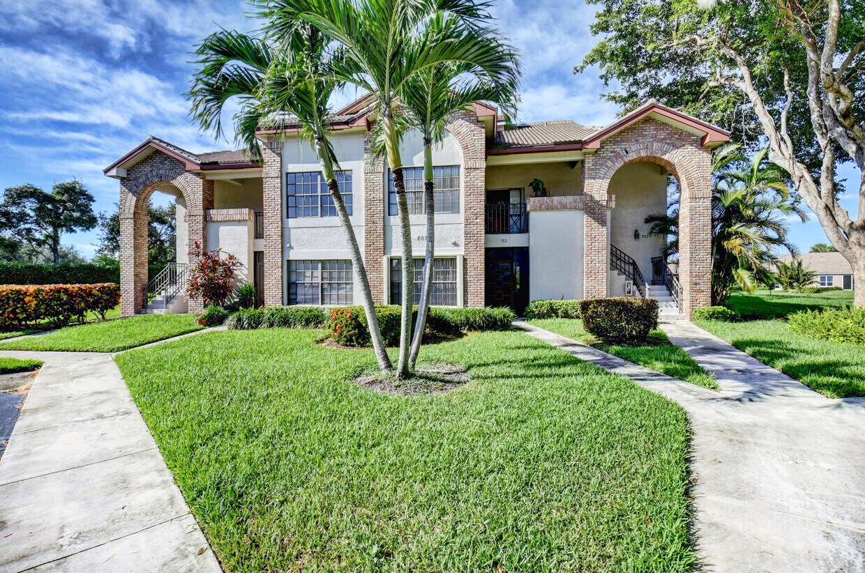 8073 Aberdeen Dr Unit 102, Boynton Beach, FL 33472 Condo for Rent in