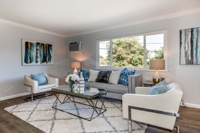 living room - 747 Calla Dr