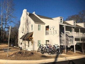 Building Photo - 149 S Debardeleben St