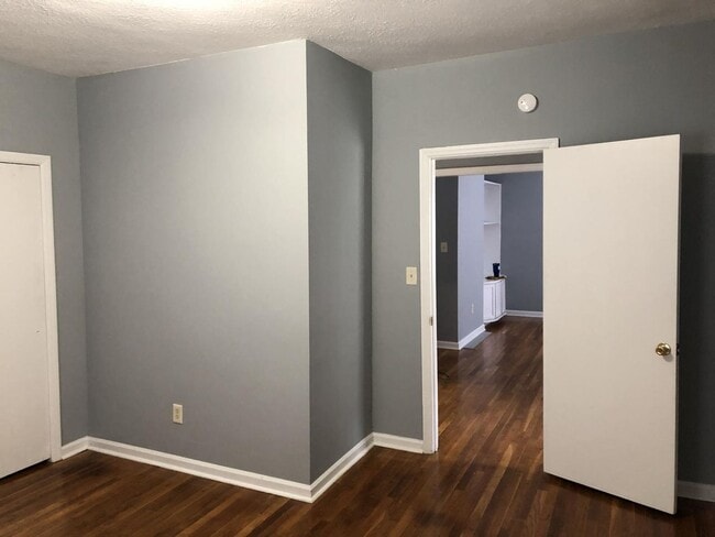 Building Photo - 2 Bedroom, 1 Bathroom in Nicholasville!