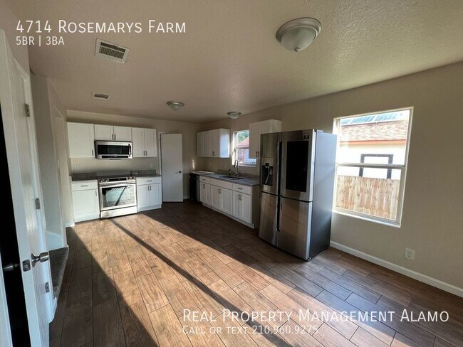 Building Photo - 8410 Forest Ridge Dr