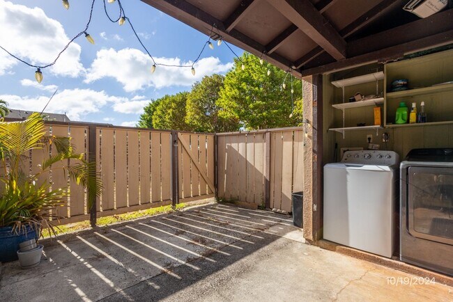 Building Photo - $2,6700 / 2 Bed 1.5 Bath IN MILILANI  (WATER&SEWER INCLUDED)