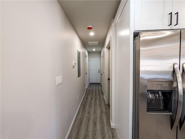 Foto del edificio - 28 Julian St