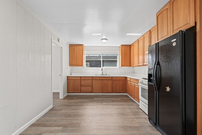 Foto del edificio - 3BD/2BA HOUSE - 1296 EDGEWOOD WAY, SSF