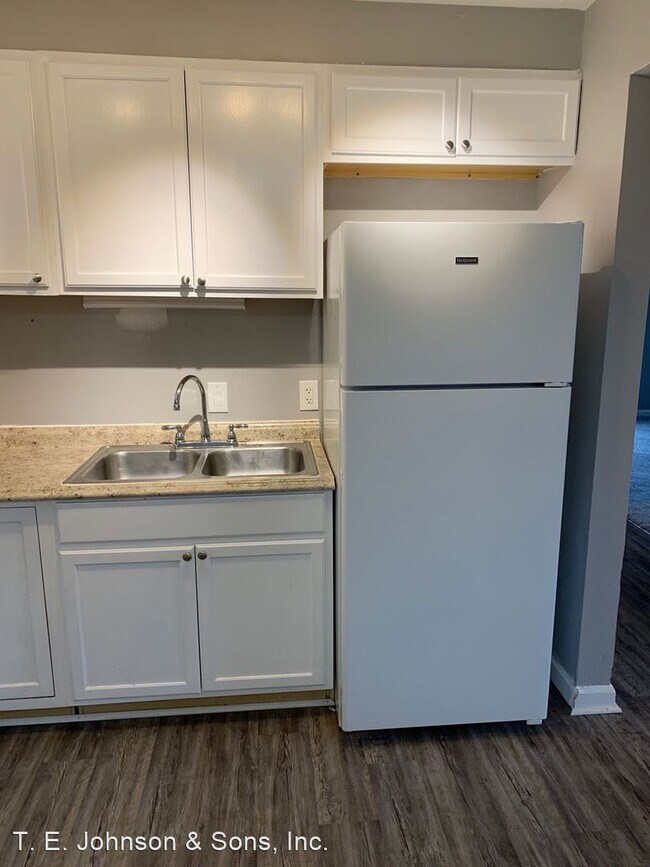 1393 Chestnut Plains Ct Winston Salem NC 27105 Room for Rent in 1393 Chestnut Plains Ct Winston Salem NC 27105 Room for Rent in
