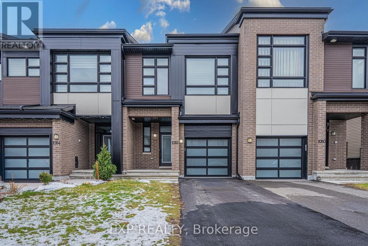 Photo principale - 1082 Lunar Glow Cres