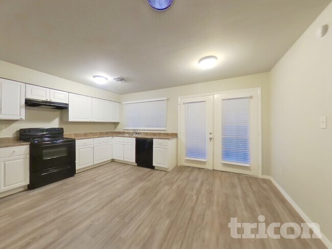 Foto del edificio - 1349 W Morrow Dr