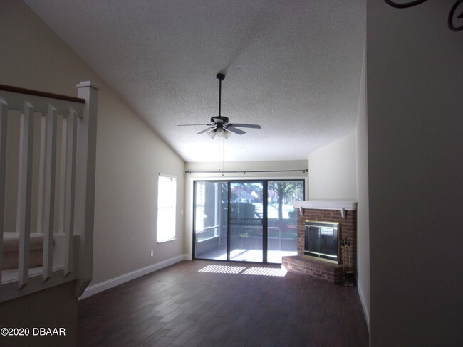 Building Photo - 128 Gray Dove Ct