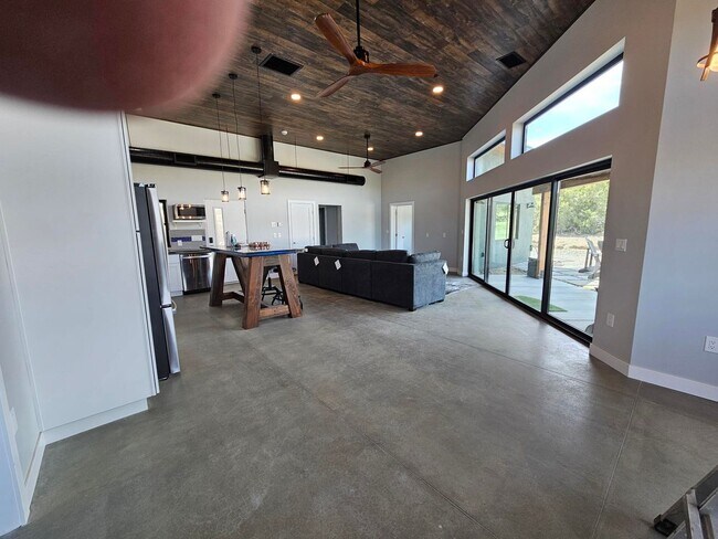 Foto del edificio - New build ready for move in