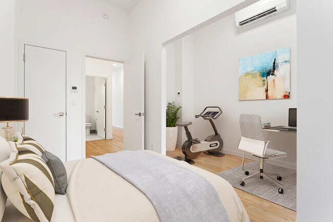 Foto del edificio - 301 E 10th St