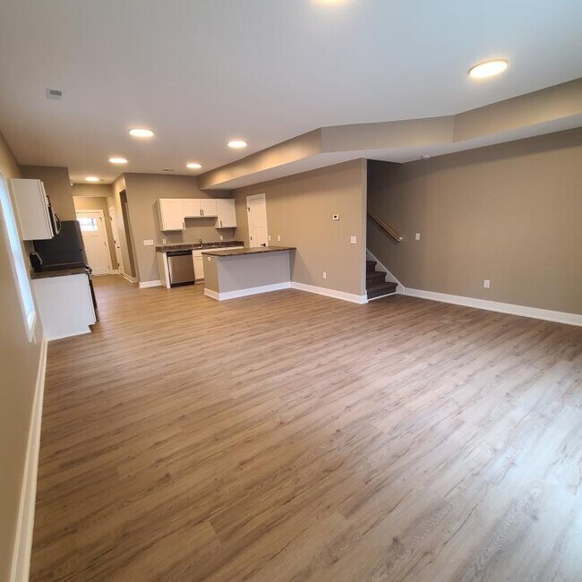 Foto del edificio - 4204 Sherman Blvd