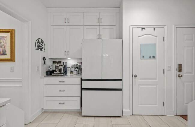 Foto del edificio - 174 Hardwood Forest Dr
