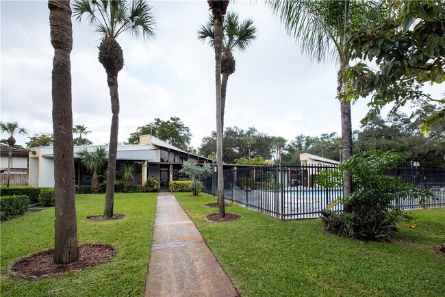 Foto del edificio - 3321 Farragut St